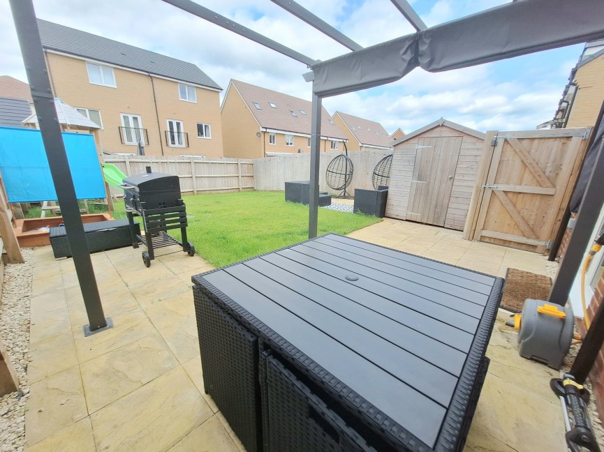 3 bedroom House for Sale Geranium Croft, Biggleswade, Bedfordshire