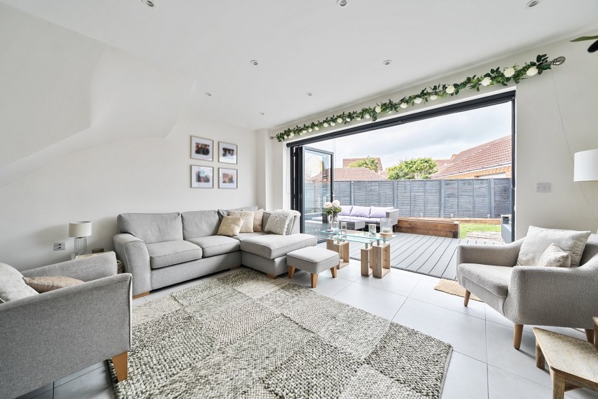 3 bedroom House for Sale Kingfisher Road, Shefford, Bedfordshire