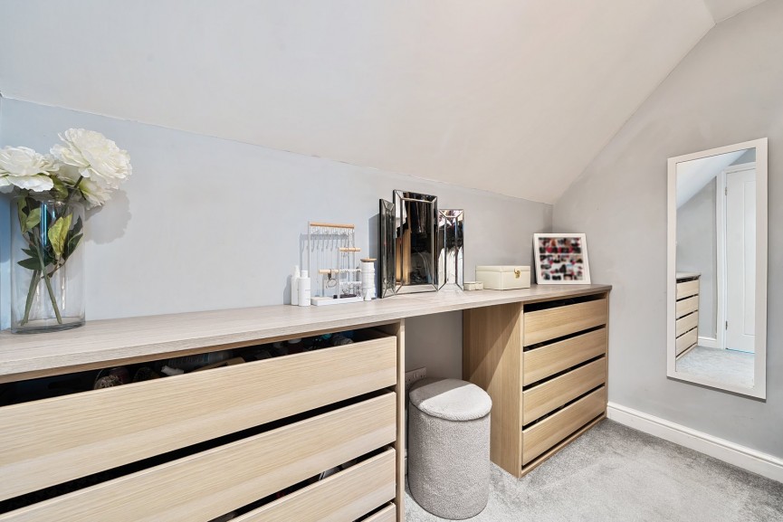 3 bedroom House for Sale Kingfisher Road, Shefford, Bedfordshire