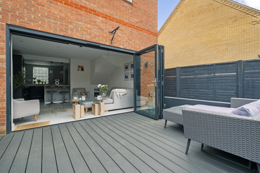 3 bedroom House for Sale Kingfisher Road, Shefford, Bedfordshire