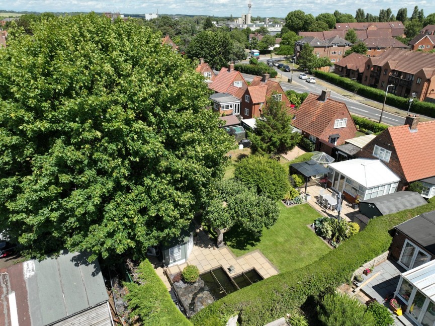 2 bedroom House for Sale Peartree Lane, Welwyn Garden City, Hertfordshire