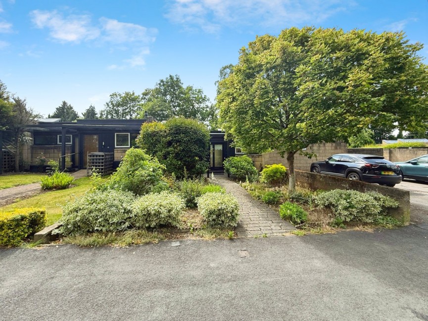 1 bedroom Bungalow for Sale The Ryde, Hatfield, Hertfordshire