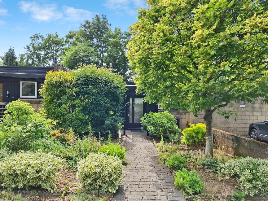 1 bedroom Bungalow for Sale The Ryde, Hatfield, Hertfordshire