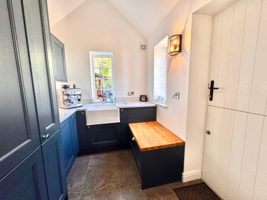 3 bedroom House for Sale High Street, GUILDEN MORDEN, Cambridgeshire