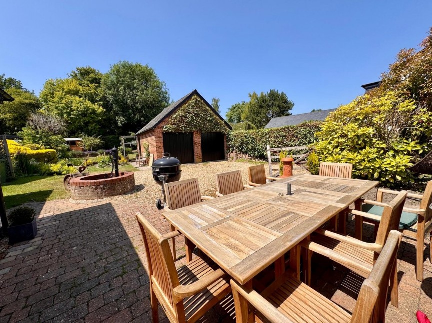 3 bedroom House for Sale High Street, GUILDEN MORDEN, Cambridgeshire