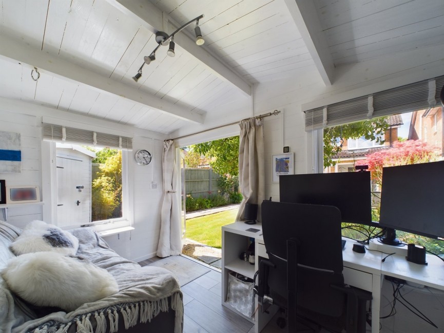 3 bedroom House for Sale Matthew Gate, Hitchin, Hertfordshire