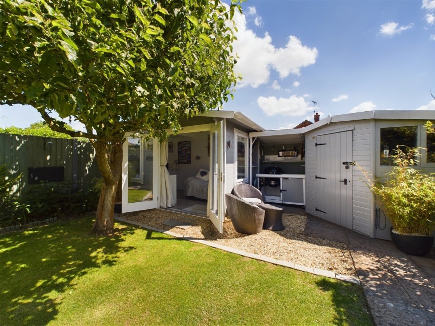 3 bedroom House for Sale Matthew Gate, Hitchin, Hertfordshire