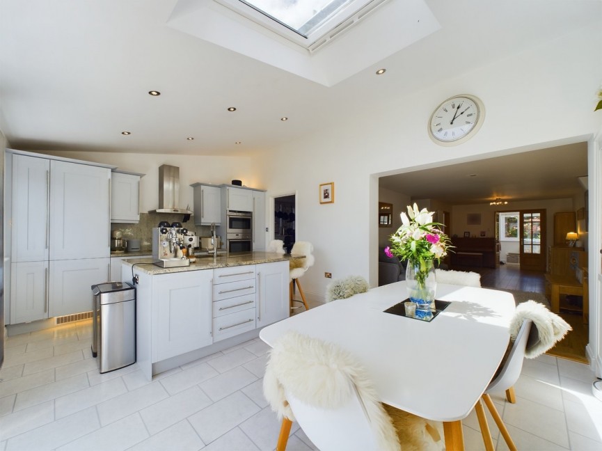 3 bedroom House for Sale Matthew Gate, Hitchin, Hertfordshire