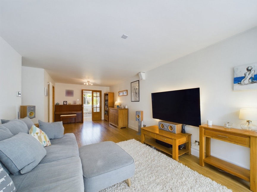 3 bedroom House for Sale Matthew Gate, Hitchin, Hertfordshire