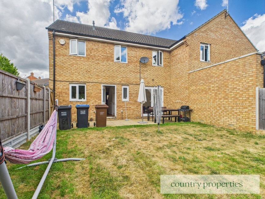 3 bedroom House for Sale Eddington Crescent, Welwyn Garden City, Hertfordshire