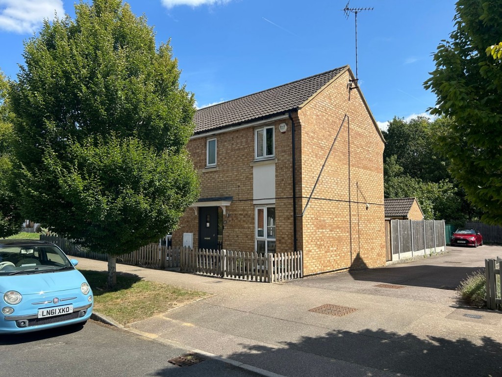 Eddington Crescent, Welwyn Garden City, Hertfordshire