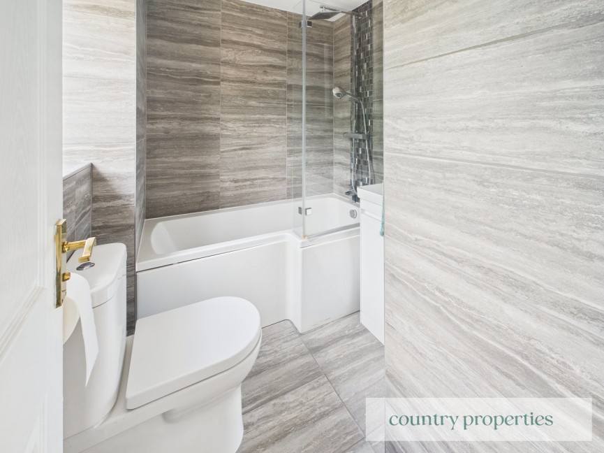 3 bedroom House for Sale Eddington Crescent, Welwyn Garden City, Hertfordshire