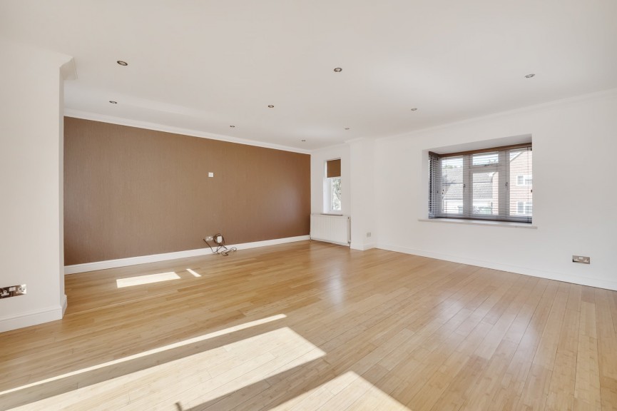 5 bedroom House for Sale Chase Hill Road, Arlesey, Bedfordshire