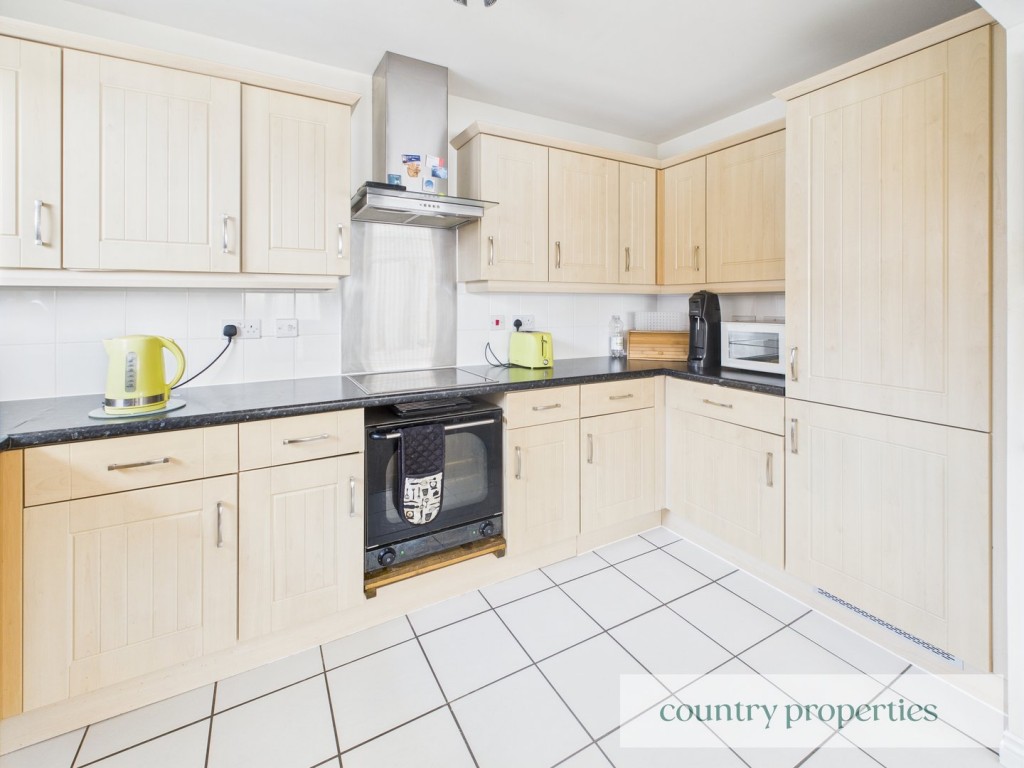 Eddington Crescent, Welwyn Garden City, Hertfordshire