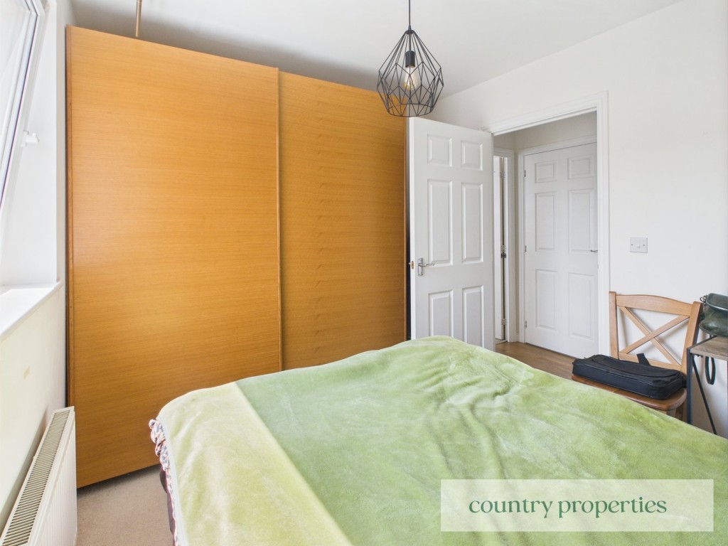 Eddington Crescent, Welwyn Garden City, Hertfordshire