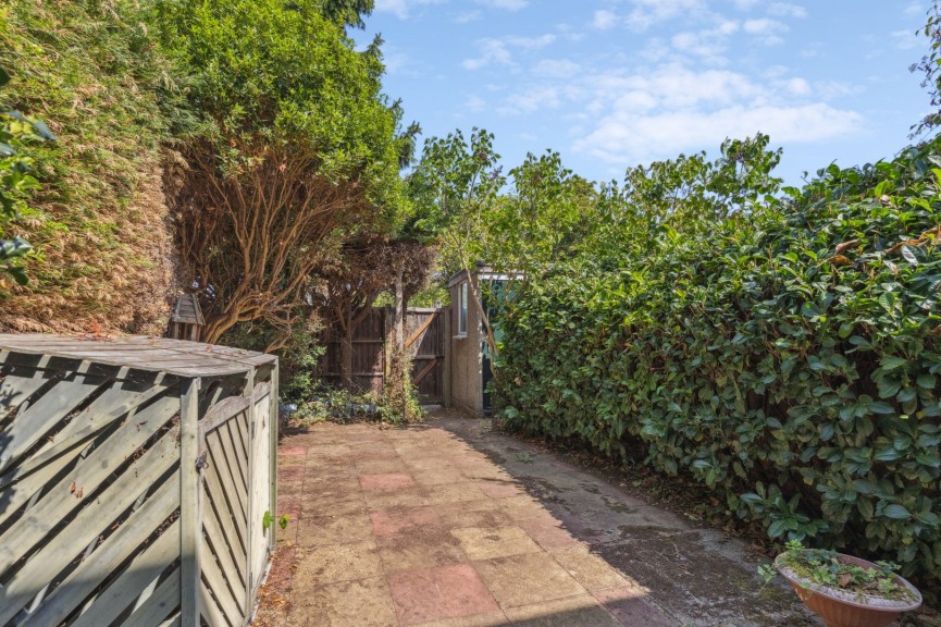 3 bedroom House for Sale Hardy Close, Hitchin, Hertfordshire