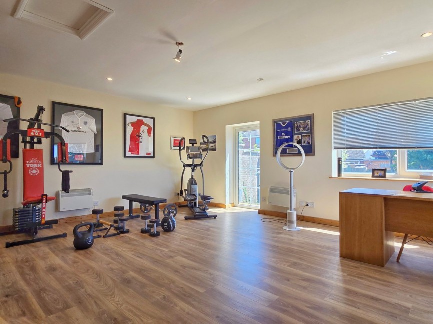 5 bedroom House for Sale Maulden, Bedfordshire