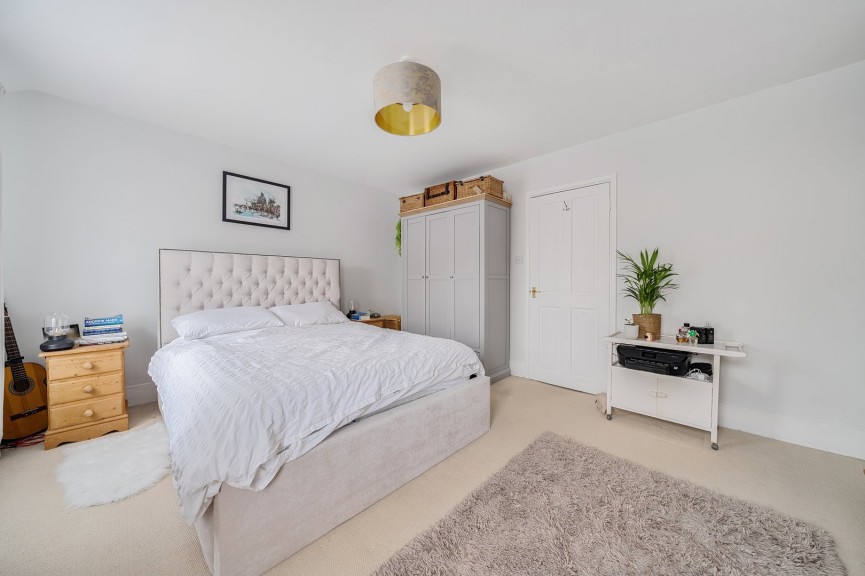 3 bedroom House for Sale Hitchin Road, Arlesey, Bedfordshire