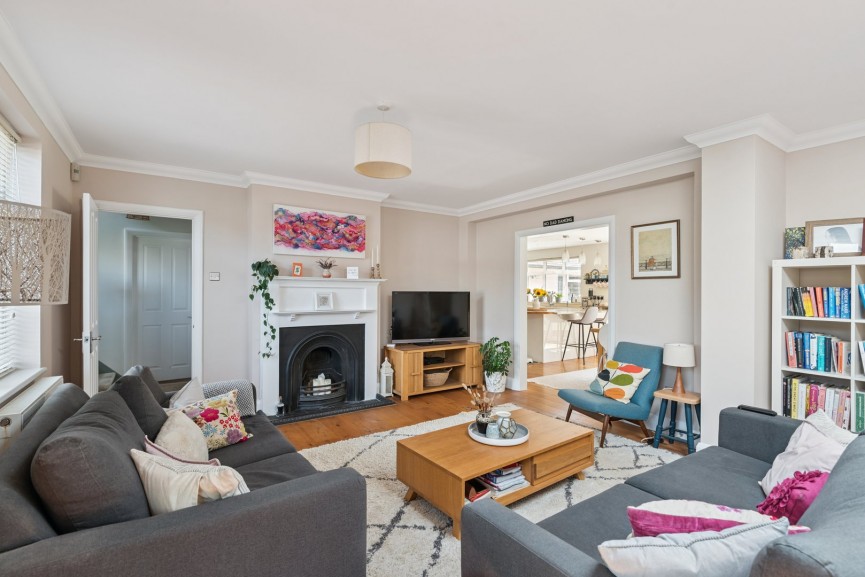 4 bedroom House for Sale West Hill, Hitchin, Hertfordshire