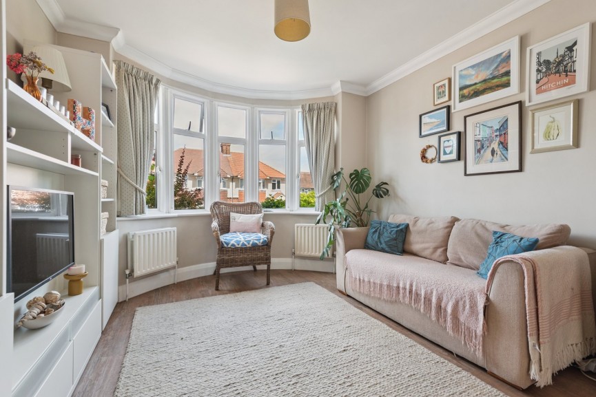 4 bedroom House for Sale West Hill, Hitchin, Hertfordshire