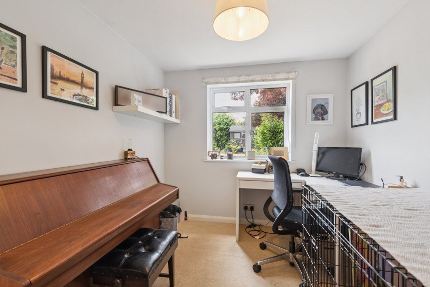 4 bedroom House for Sale West Hill, Hitchin, Hertfordshire