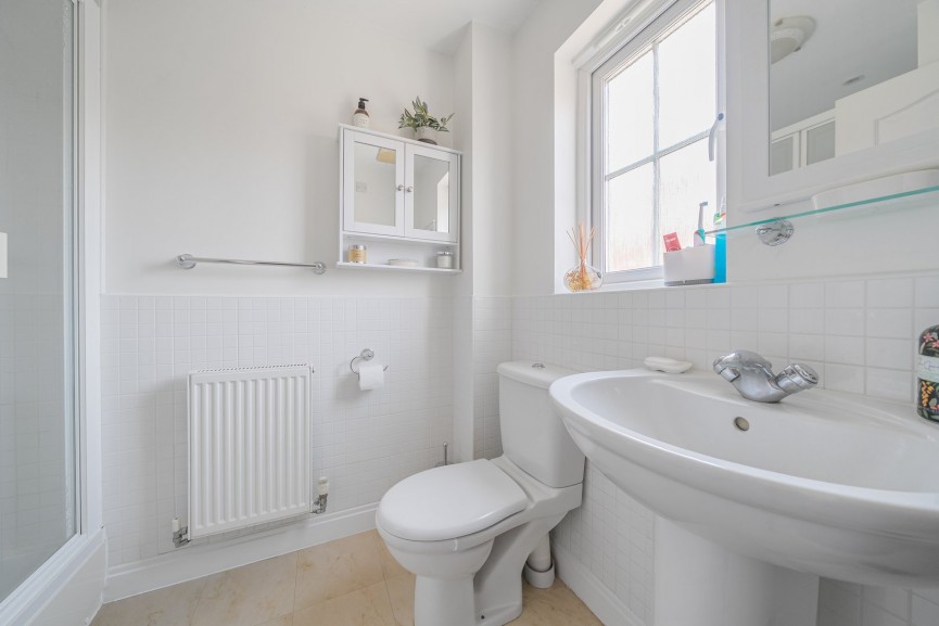 4 bedroom House for Sale Lower Stondon, Henlow, Bedfordshire