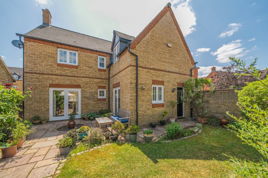 4 bedroom House for Sale Lower Stondon, Henlow, Bedfordshire