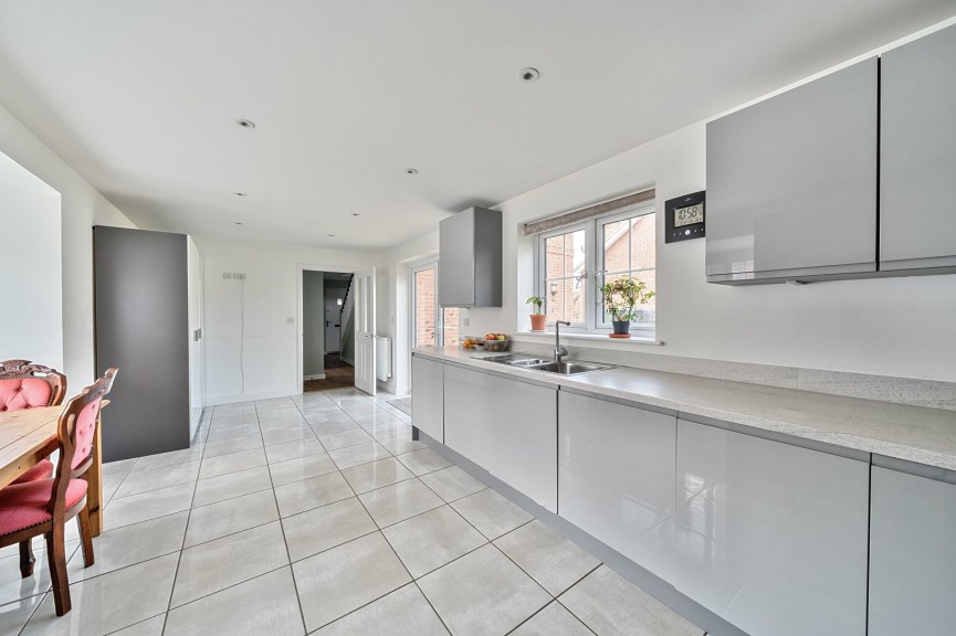 4 bedroom House for Sale Meppershall, Shefford, Bedfordshire