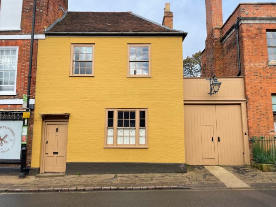 Ampthill, Bedford