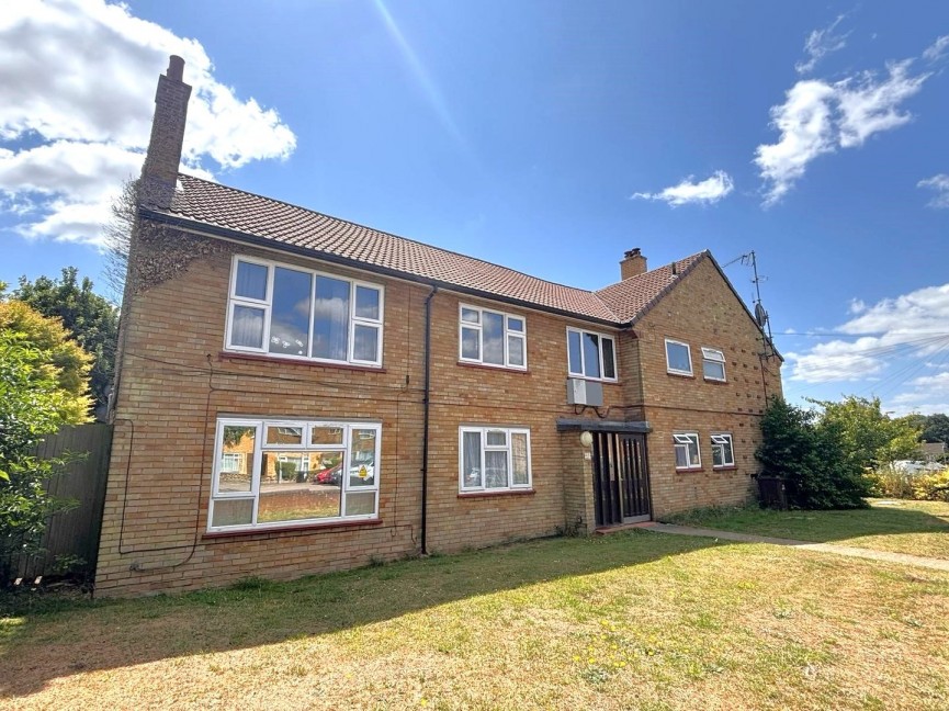 2 bedroom Flat for Sale Offley, Hitchin, Hertfordshire