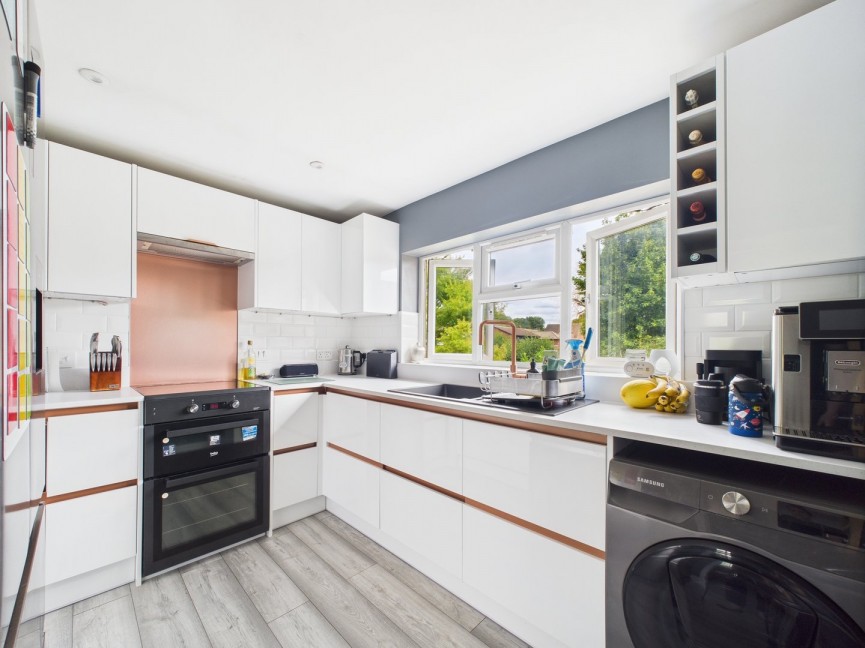 2 bedroom Flat for Sale Offley, Hitchin, Hertfordshire