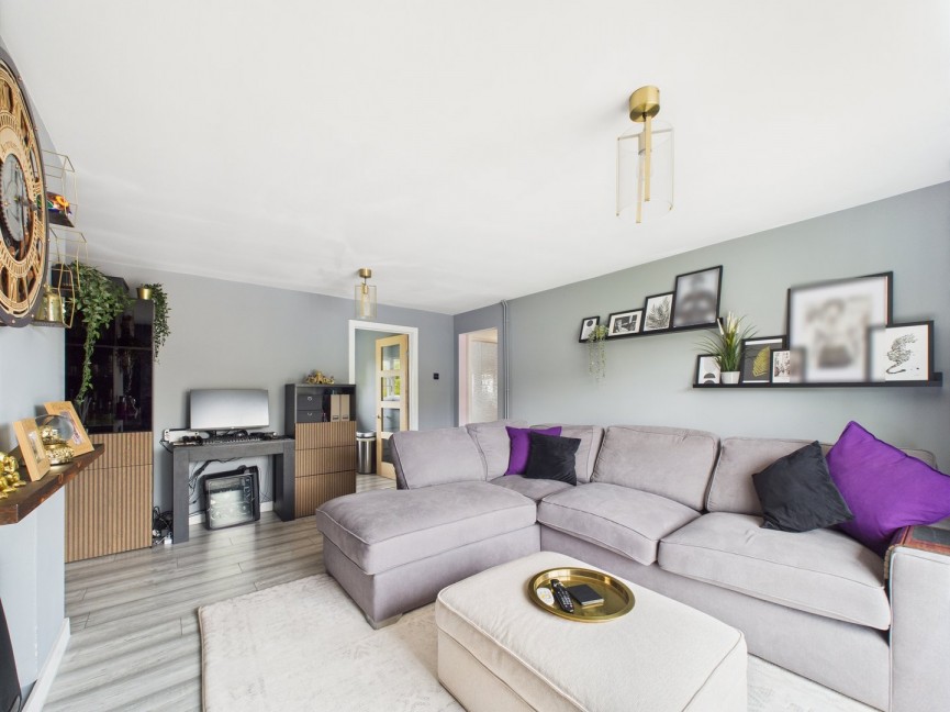 2 bedroom Flat for Sale Offley, Hitchin, Hertfordshire