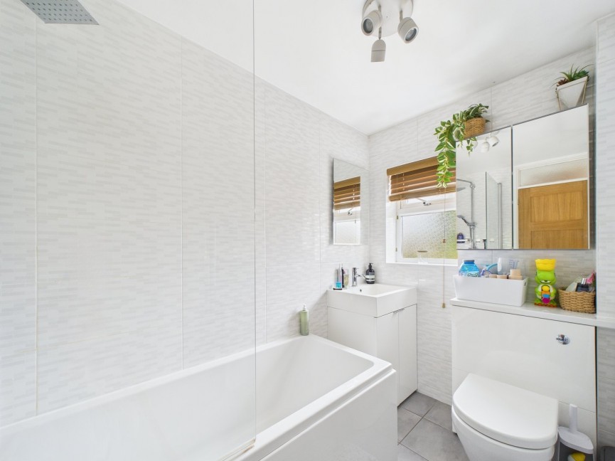 2 bedroom Flat for Sale Offley, Hitchin, Hertfordshire