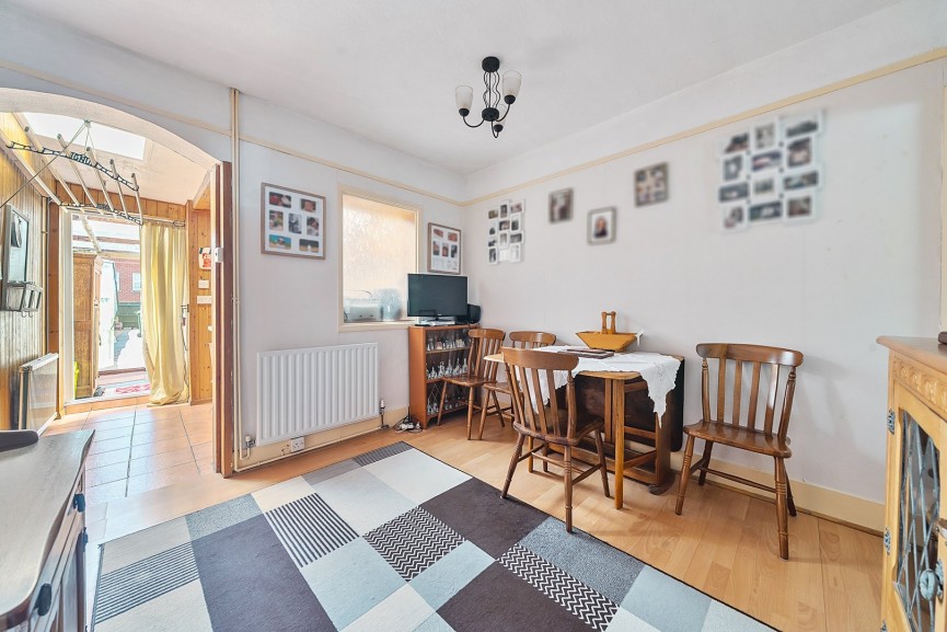 2 bedroom House for Sale Hitchin Road, Arlesey, Bedfordshire