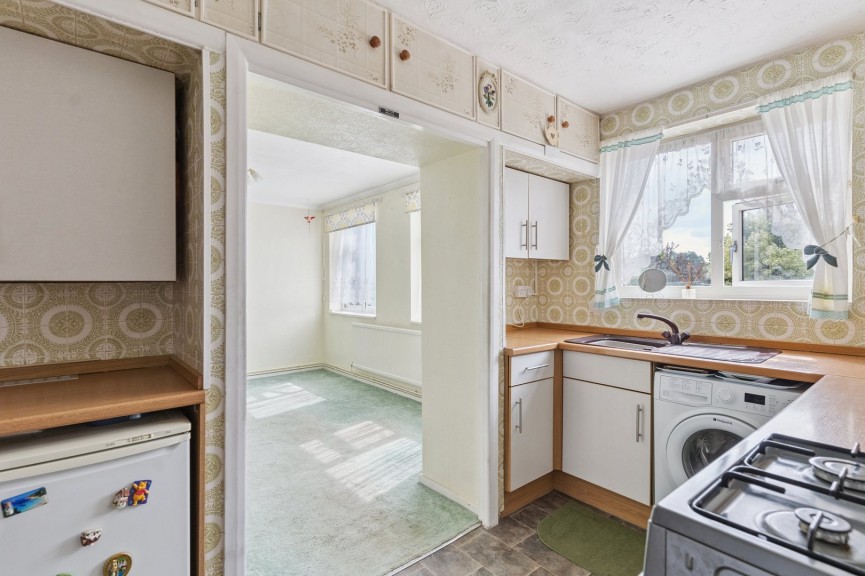 3 bedroom House for Sale Sanfoine Close, Hitchin, Hertfordshire