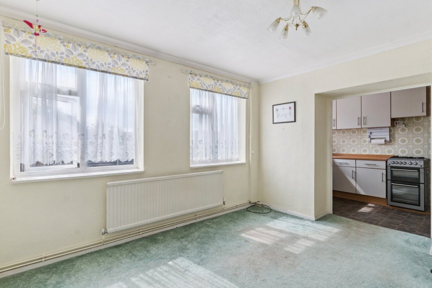 3 bedroom House for Sale Sanfoine Close, Hitchin, Hertfordshire