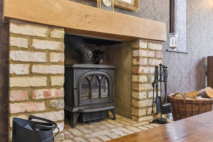5 bedroom House for Sale Meppershall, Shefford, Bedfordshire