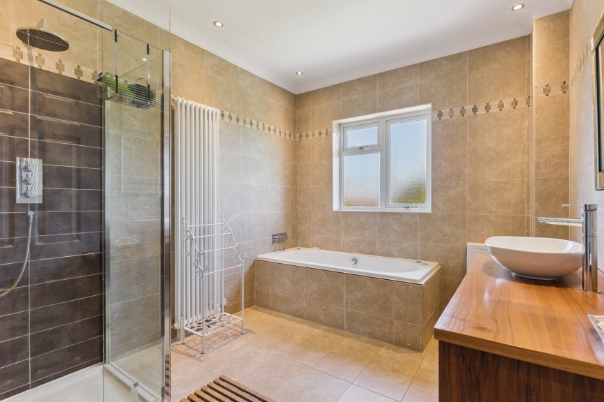 5 bedroom House for Sale Meppershall, Shefford, Bedfordshire