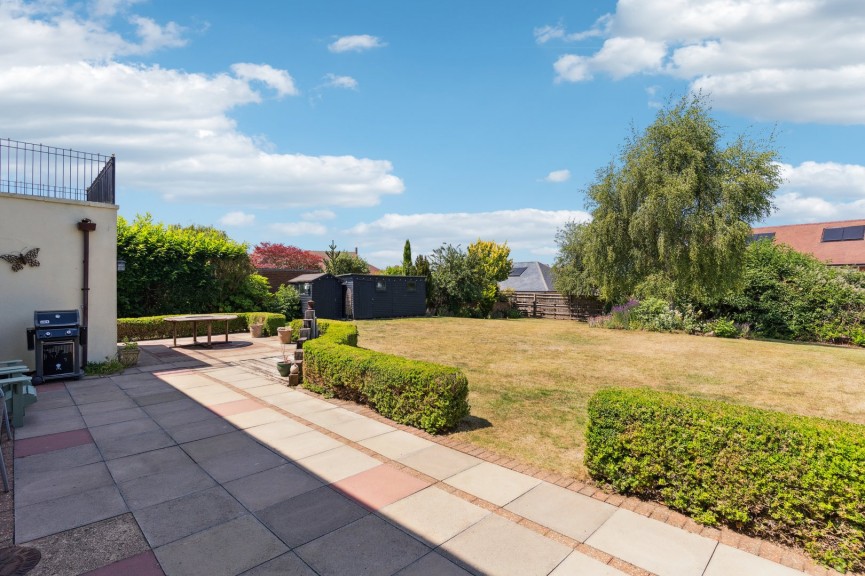 5 bedroom House for Sale Meppershall, Shefford, Bedfordshire