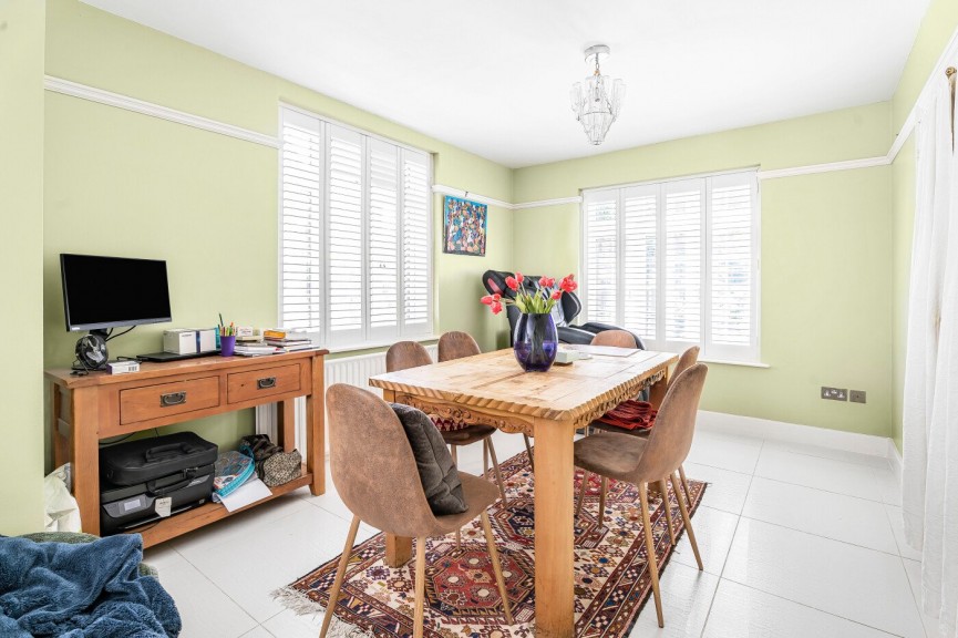 4 bedroom House for Letting Kimbolton Road, Bedford