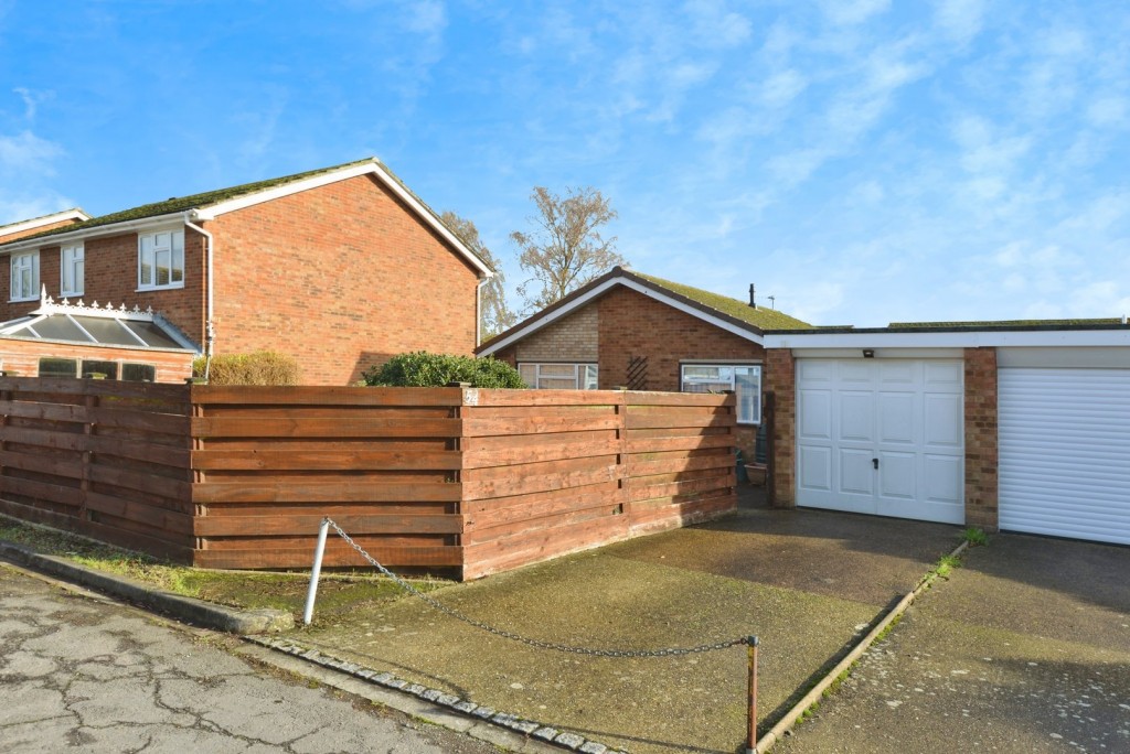 Mowbray Crescent, Stotfold, Bedfordshire