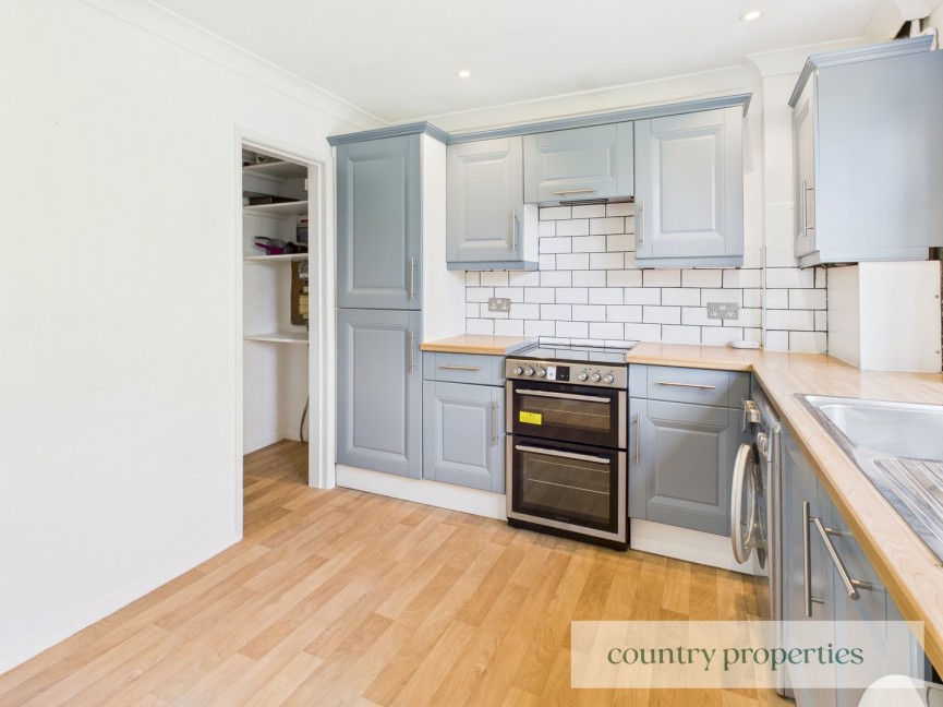 2 bedroom Flat for Letting Knightsfield, Welwyn Garden City, Hertfordshire