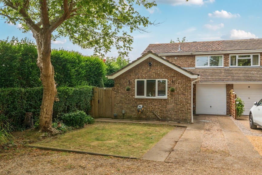 Brayes Manor, Stotfold, Bedfordshire