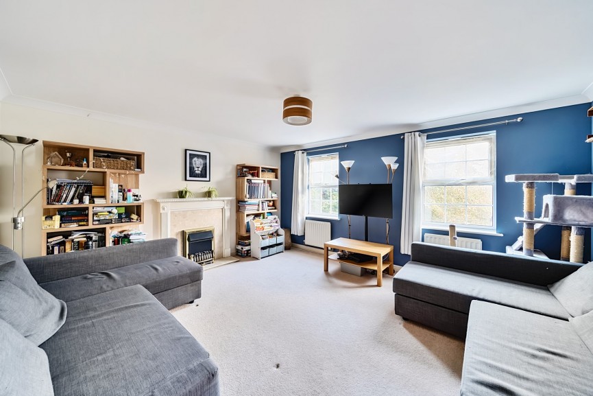 3 bedroom House for Sale Glossop Way, Arlesey, Bedfordshire