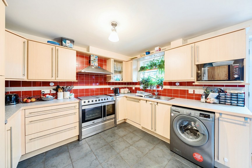3 bedroom House for Sale Glossop Way, Arlesey, Bedfordshire