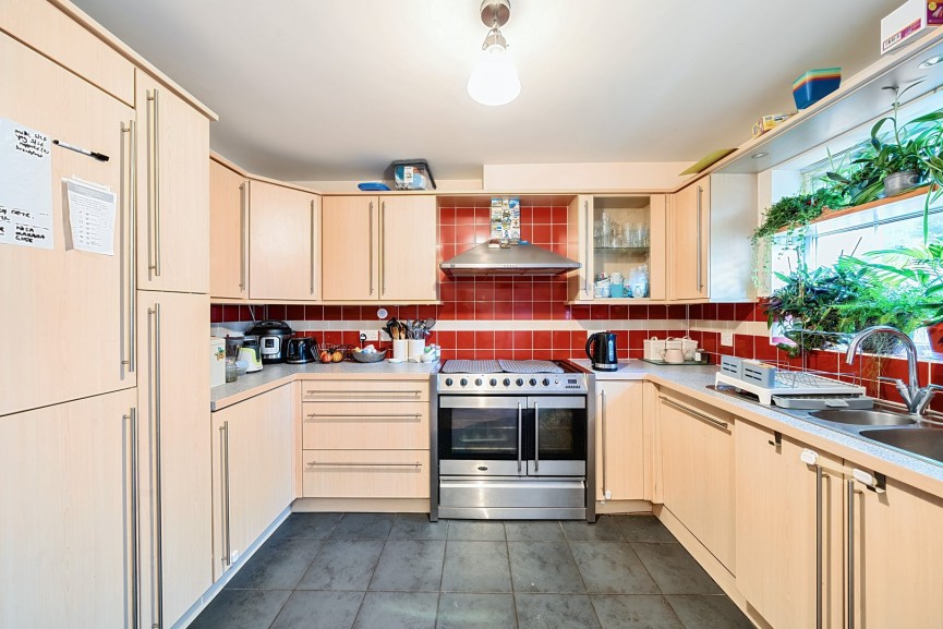 3 bedroom House for Sale Glossop Way, Arlesey, Bedfordshire