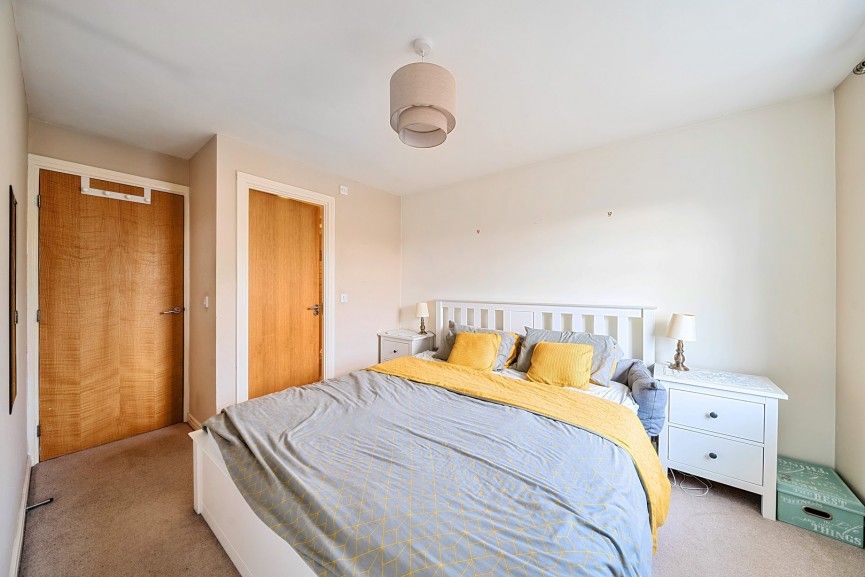 3 bedroom House for Sale Glossop Way, Arlesey, Bedfordshire