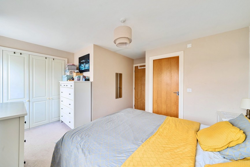 3 bedroom House for Sale Glossop Way, Arlesey, Bedfordshire