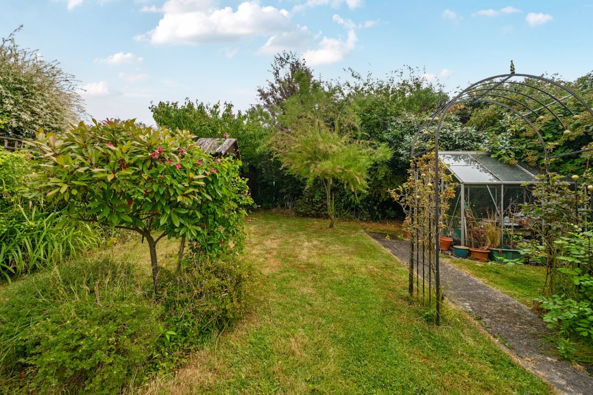3 bedroom Bungalow for Sale Bedford Road, Henlow, Bedfordshire