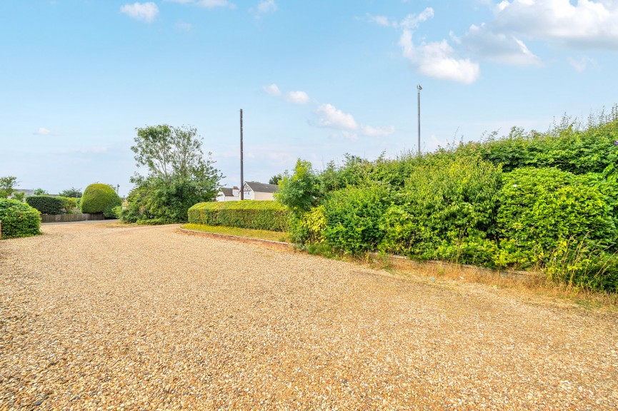 3 bedroom Bungalow for Sale Bedford Road, Henlow, Bedfordshire